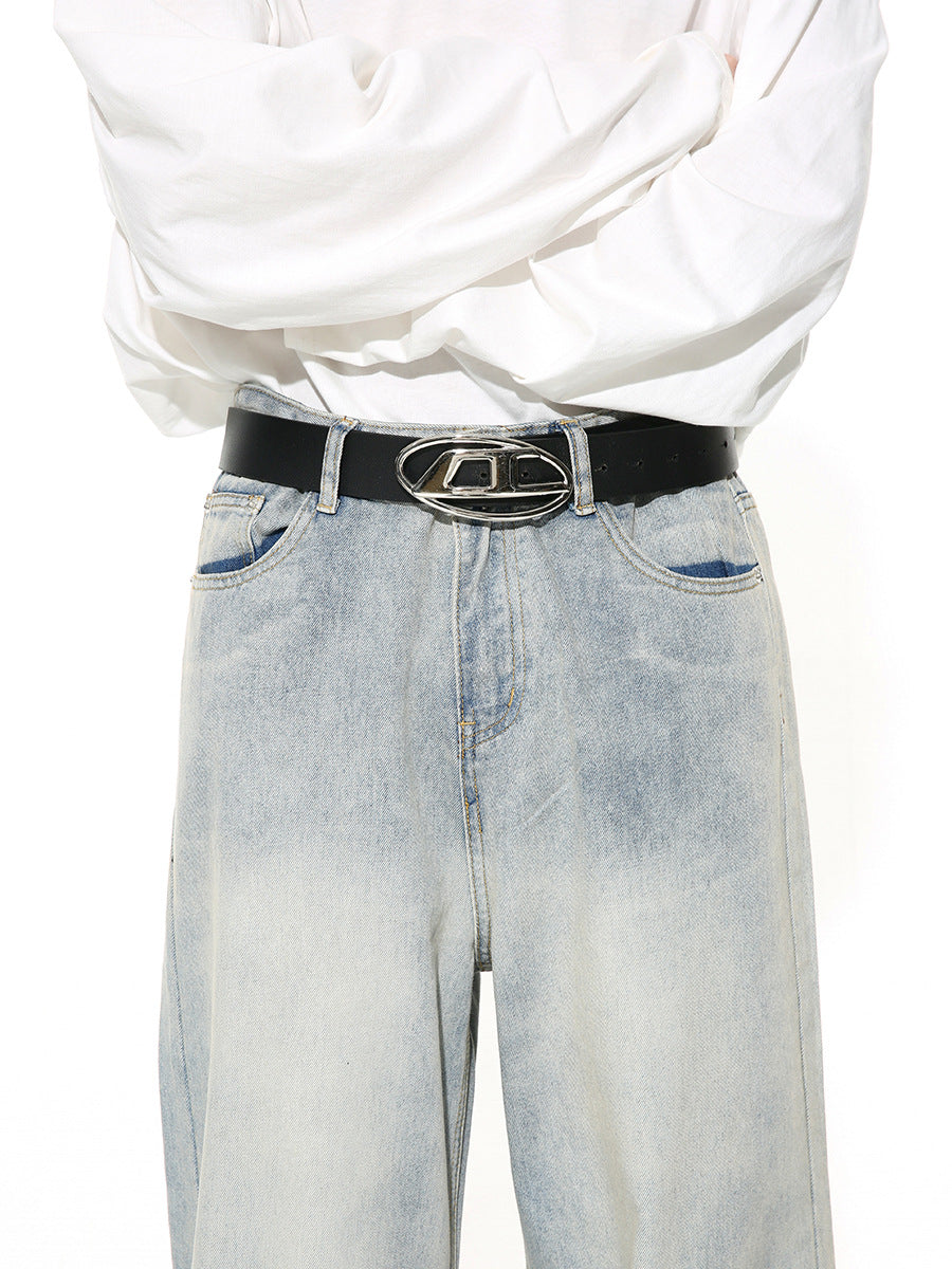 Jean simple et ample à jambe droite pour homme