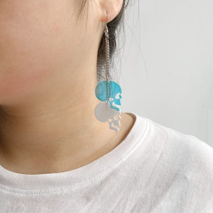 Pendientes de borlas de calavera acrílica de moda para Halloween para mujer