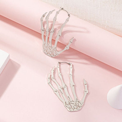 Halloween Exaggerated Woman Retro Creative Skull Claw Alloy Earrings