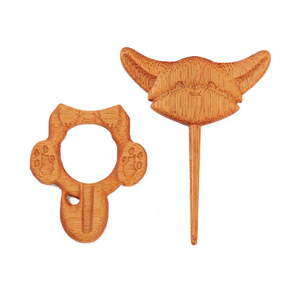 Broches en bois représentant des animaux pour la mode féminine