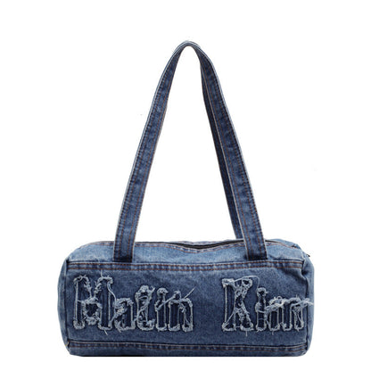 Bolsos de mezclilla con agujeros y bordado de letras vintage