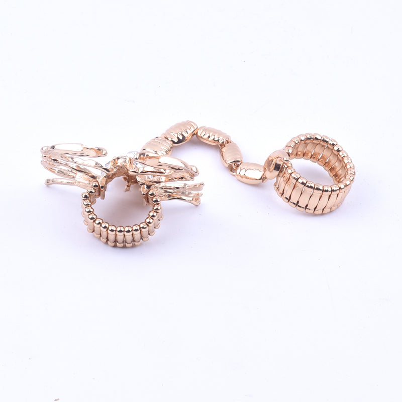 Bague rétro en cristal avec motif scorpion pour femme