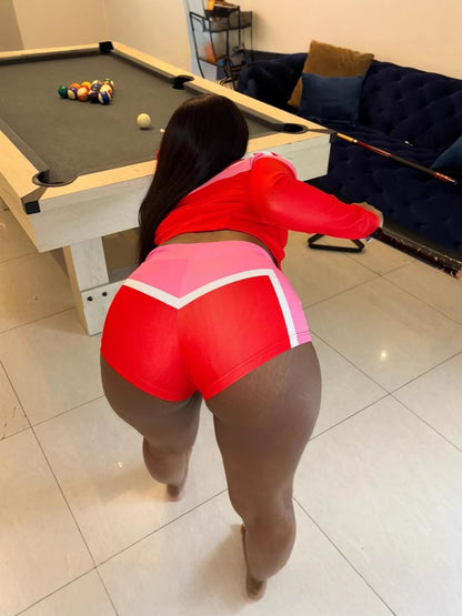 Conjunto de camiseta sin mangas y pantalones cortos con contraste de color sexy para mujer con chaqueta de manga larga