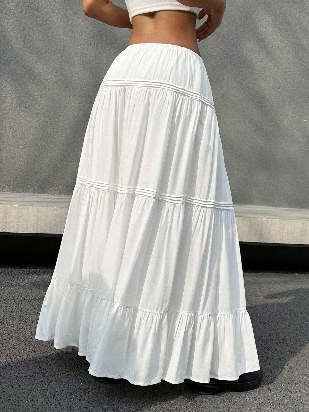 Falda plisada blanca informal de moda para mujer
