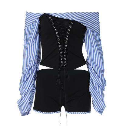 Conjunto de dos piezas de rayas con hombros descubiertos para mujer con pantalones cortos y camiseta de manga larga