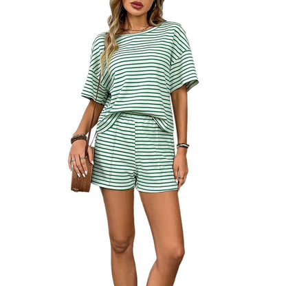 Conjunto de pantalones cortos de rayas casuales de moda para mujer
