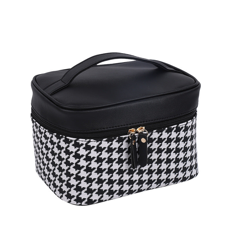 Bolsa de cosméticos de pata de gallo de moda en blanco y negro