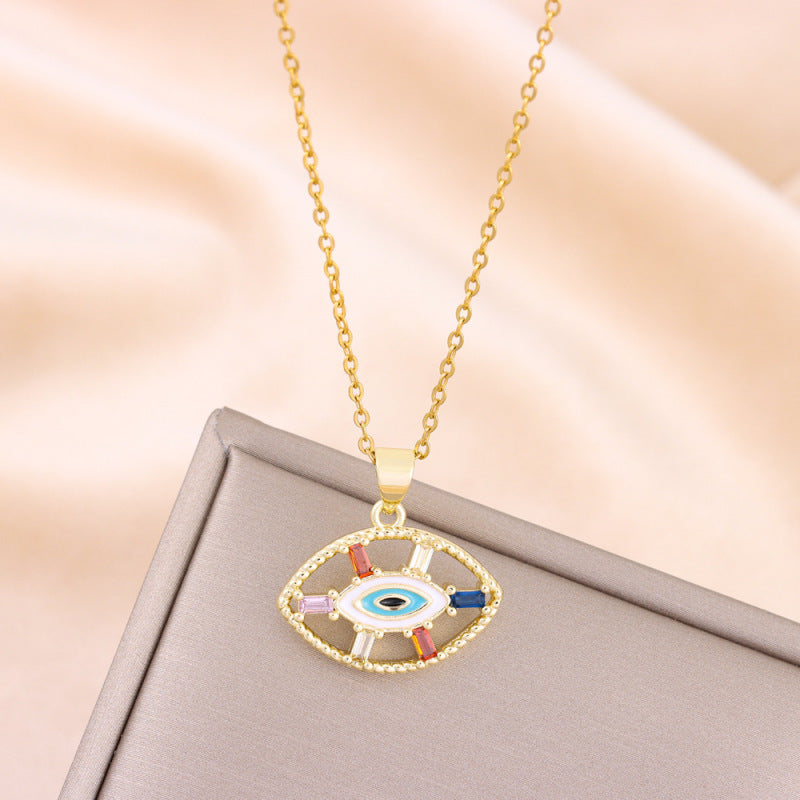 Collar con colgante de ojo de la suerte hueco bohemio vintage para mujer