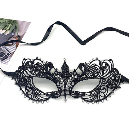 Women Lace Half-Face Mask with Diamonds for Halloween