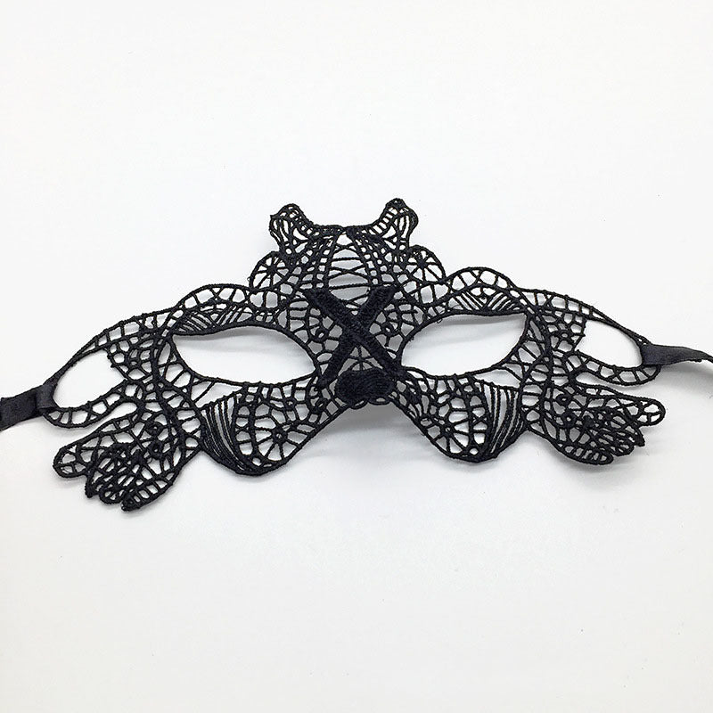 Masque de mascarade simple en dentelle noire pour femme, idéal pour une fête