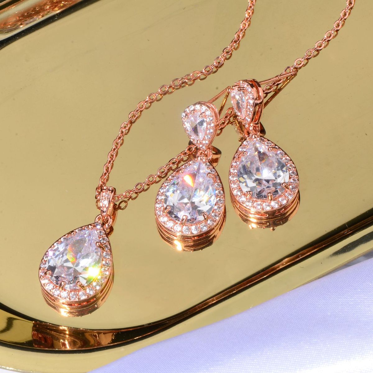 Women Jewelry Water Drop Zircon Necklace Earrings Set Fashion Statement