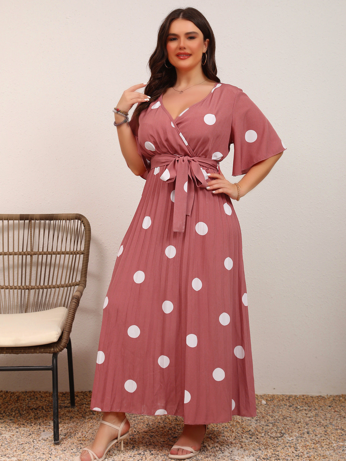 Vestido casual con estampado de lunares de talla grande para mujer