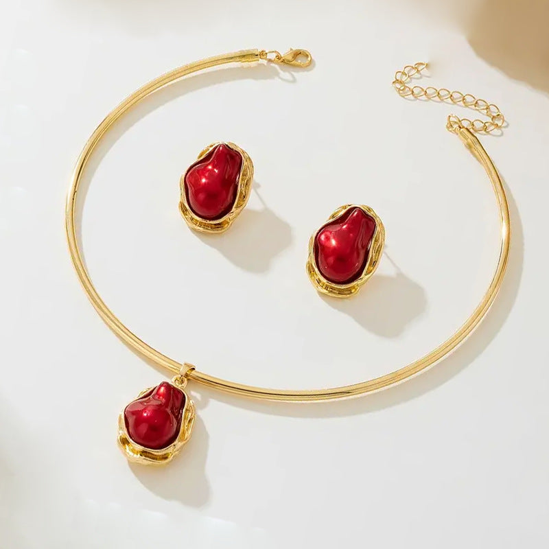 Elegante conjunto de pendientes y collar con perlas de imitación