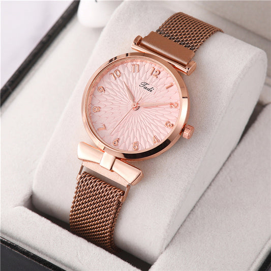 Women Fashion Casual Solid Color Digital Sunflower Quartz Watch