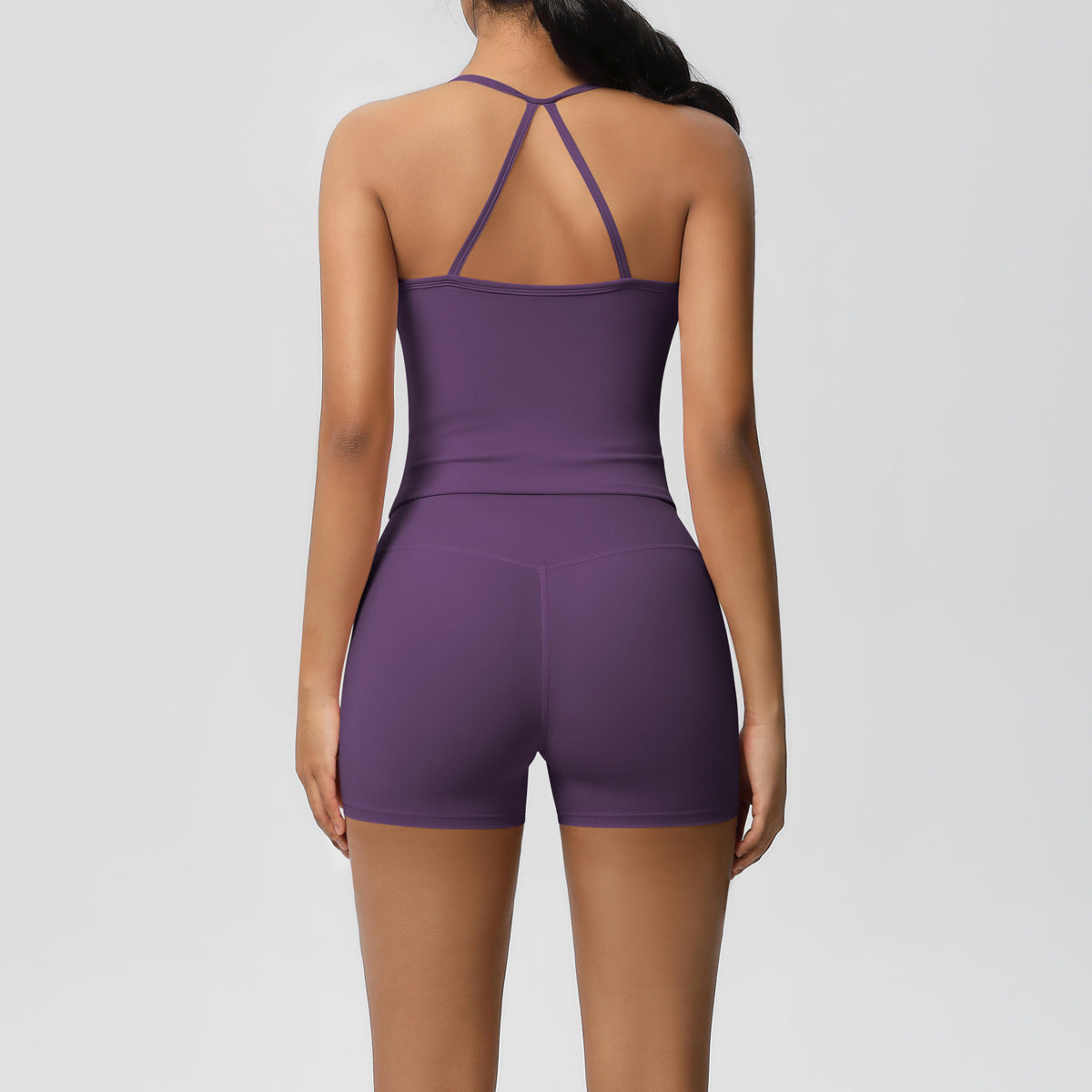 Conjunto de dos piezas de camiseta sin mangas informal con espalda descubierta y pantalones cortos ajustados para mujer